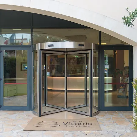 Hotel Vittoria Pool & Otranto