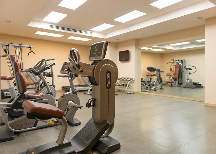 Apulia Vittoria Pool & فندق