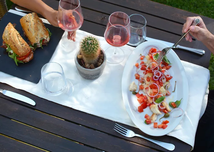 Otel Apulia Vittoria Pool &