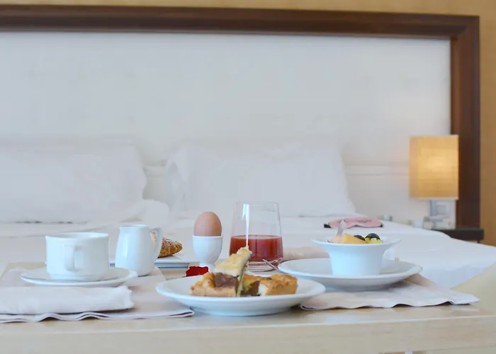 Apulia Vittoria Pool & Otel Otranto