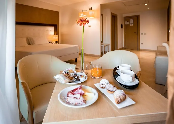 Apulia Vittoria Pool & Otranto