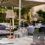 Hotel Apulia Vittoria Pool & 4*