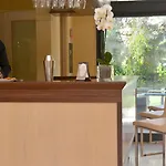 Apulia Vittoria Pool & Hotel
