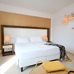Apulia Vittoria Pool & 4* Otrante