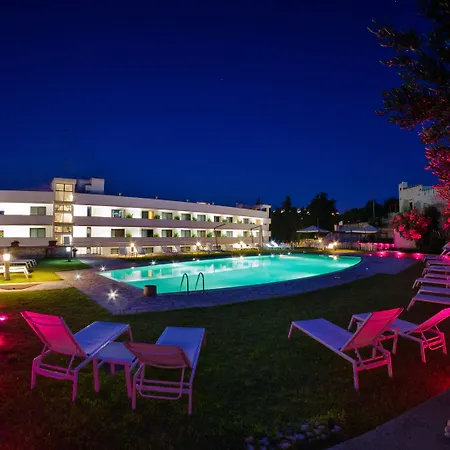 Apulia Vittoria Pool & 4* أوترانتو