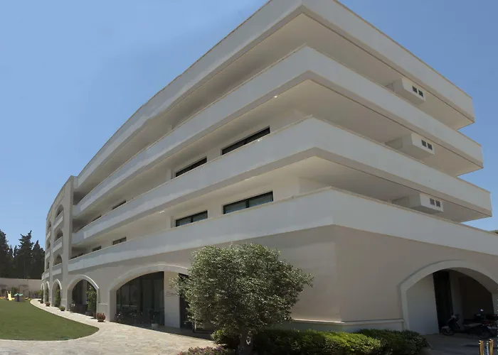 Apulia Vittoria Pool & Otranto